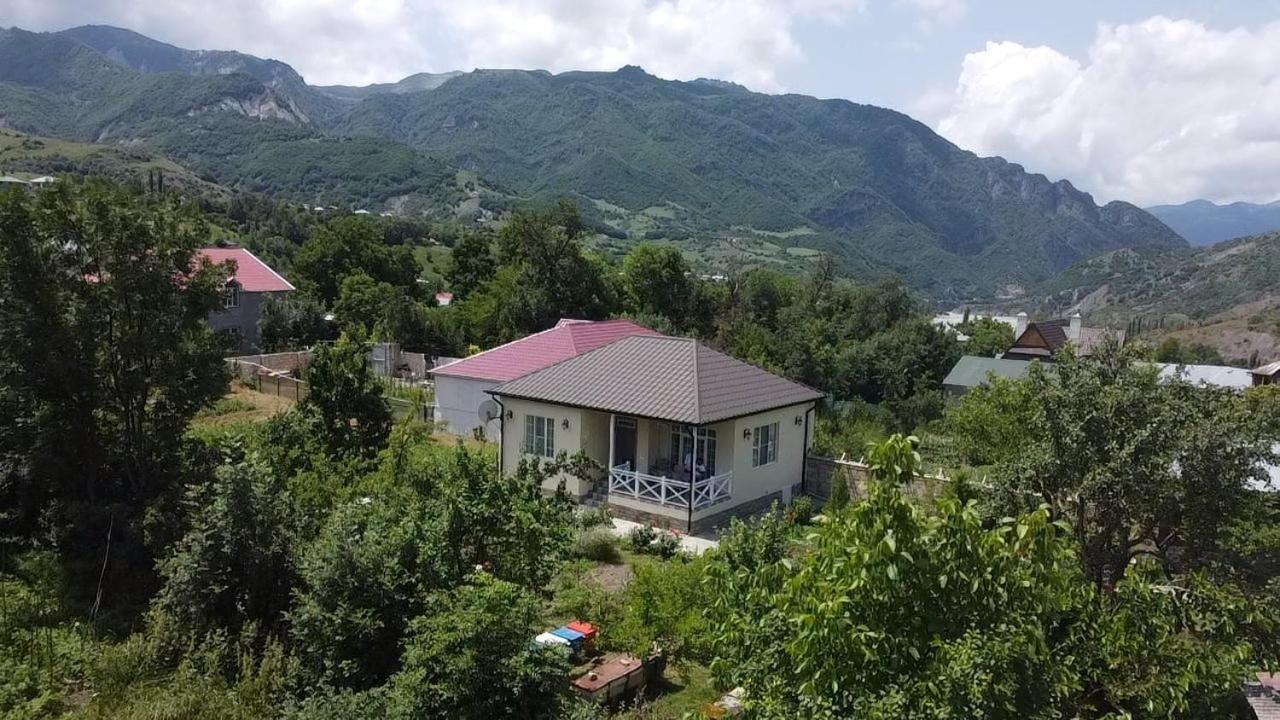 Abbasov's Guest House-in Lahij Holiday home Lahic