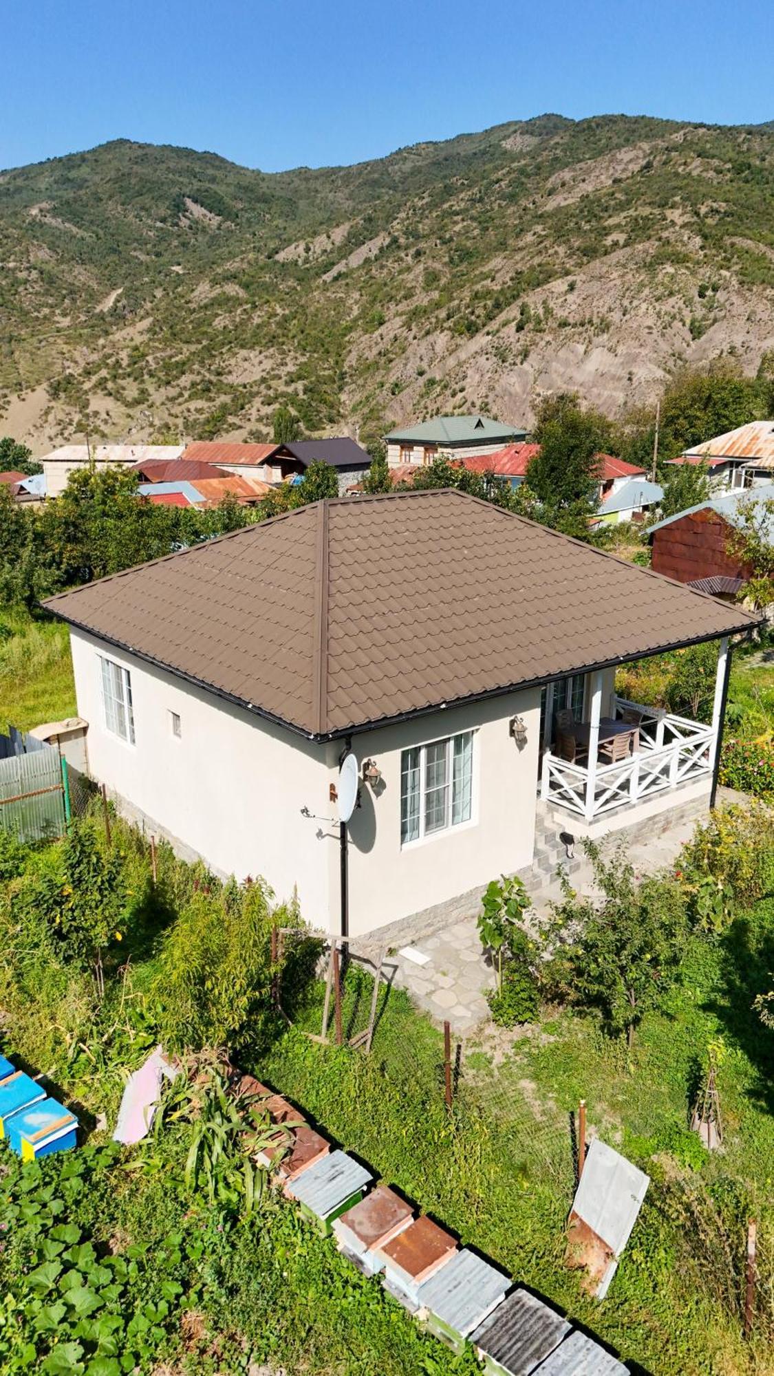 Abbasov's Guest House-in Lahij Holiday home Lahic