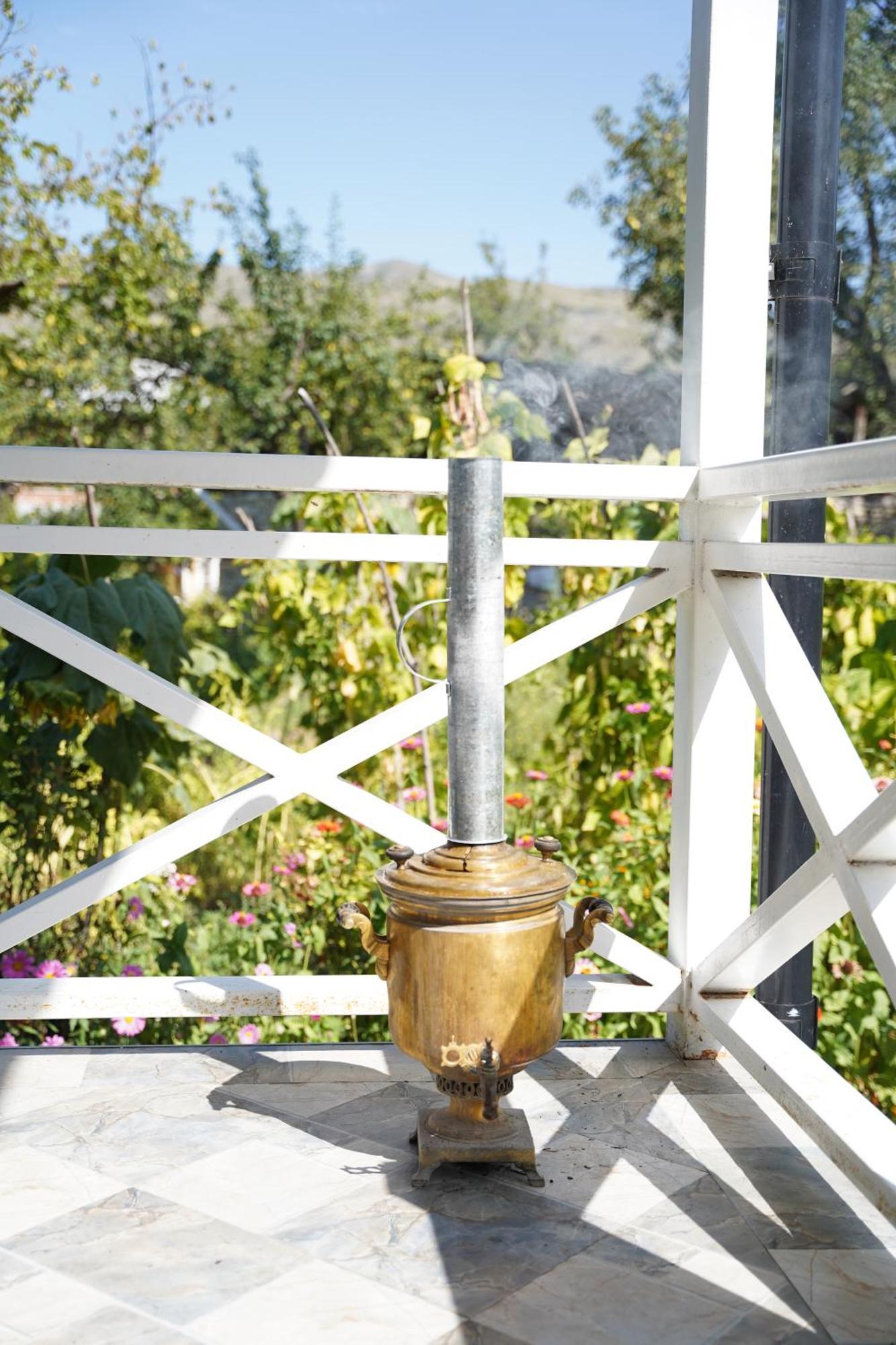 Abbasov's Guest House-in Lahij *