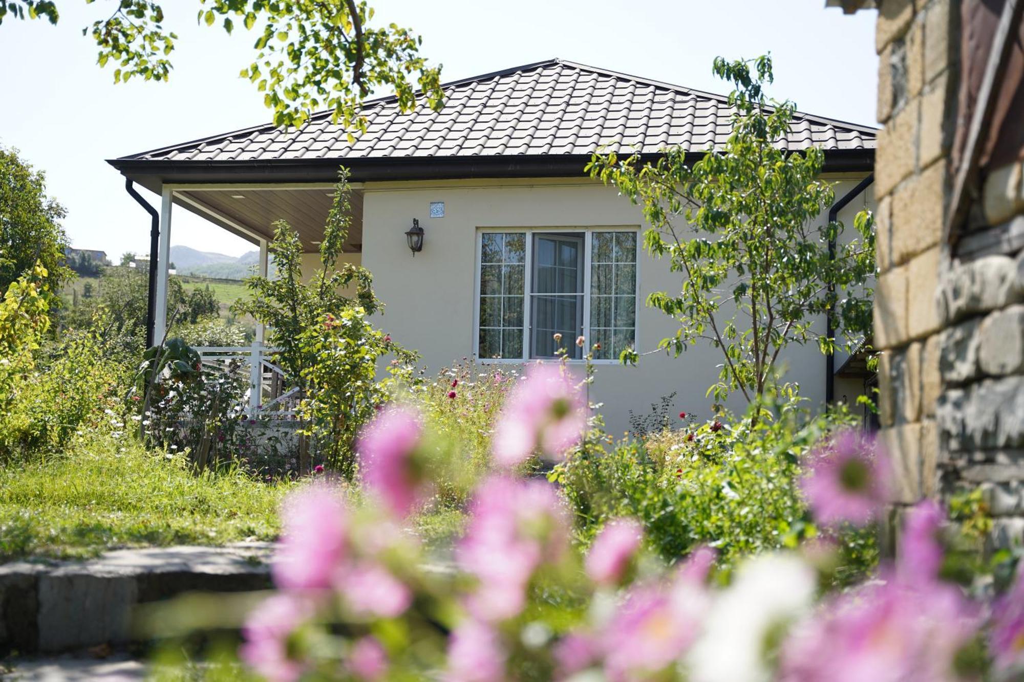 Holiday home Abbasov's Guest House-in Lahij